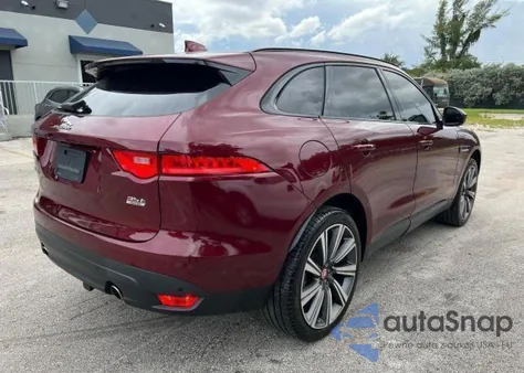 2017 Jaguar F-Pace Prestige z USA, uszkodzony, nr VIN SADCK2BV2HA077734